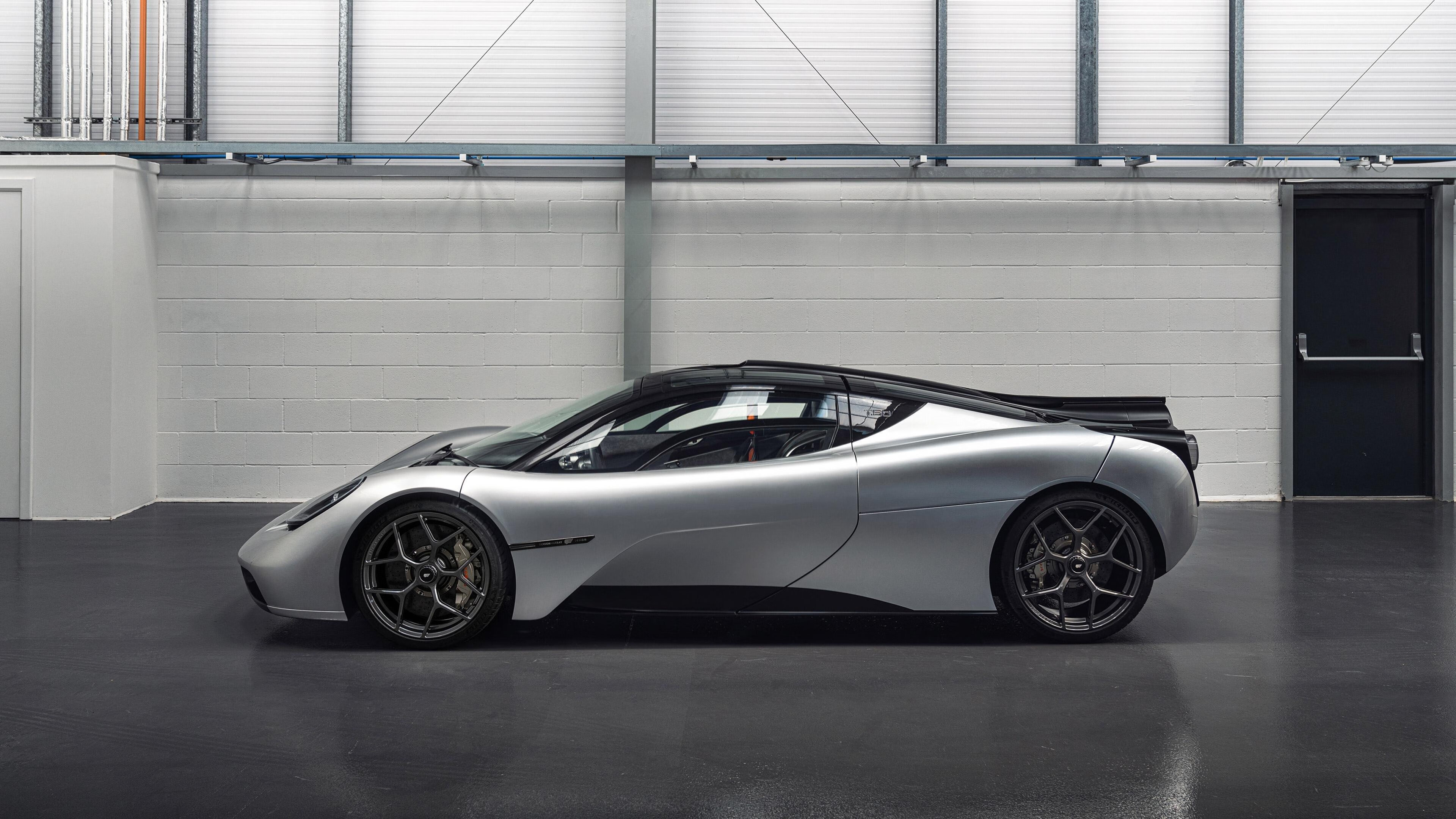 开云官方网站-“英超冠军悬念待定，战局剑拔弩张”，英超冠军叫什么